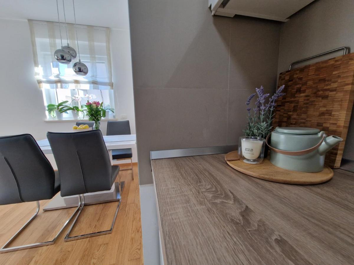 Adara Apartment